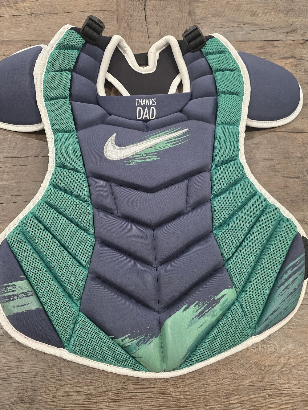 NIKE DIAMOND ELITE FATHERS DAY BASEBALL CATCHERS CHEST PROTECTOR